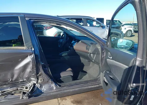 2019 Honda Insight Ex from USA, damaged, VIN 19XZE4F51KE032372